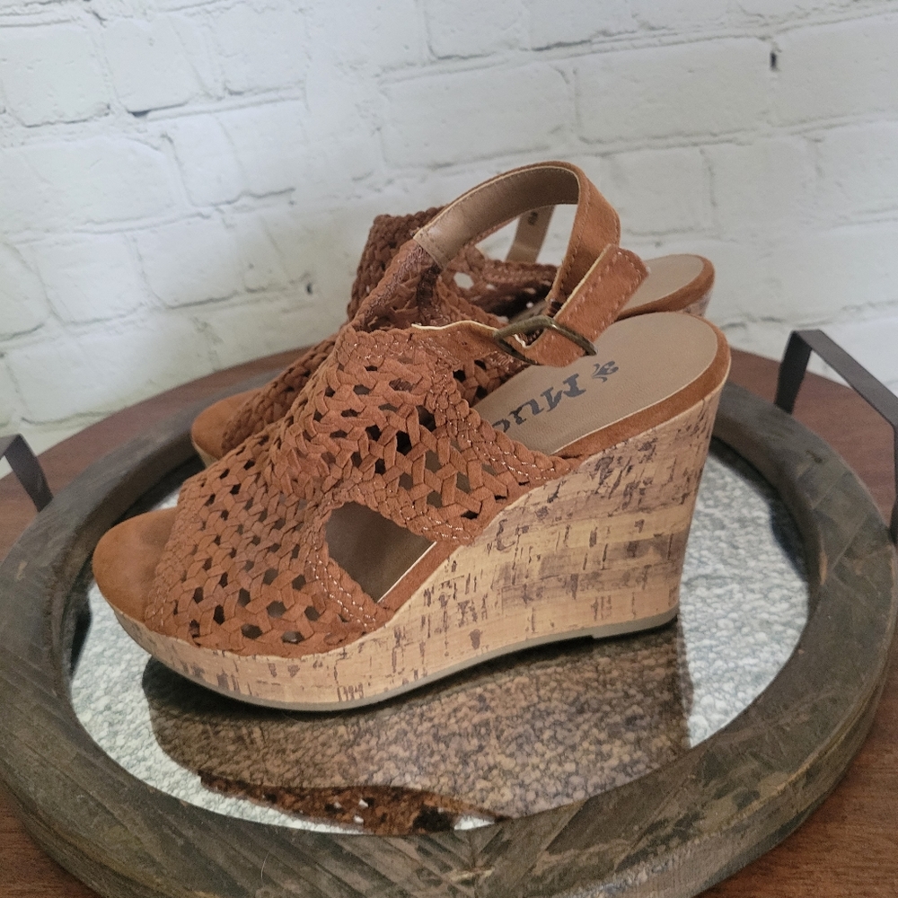 Mudd Open Toe Wedge Sz 6.5